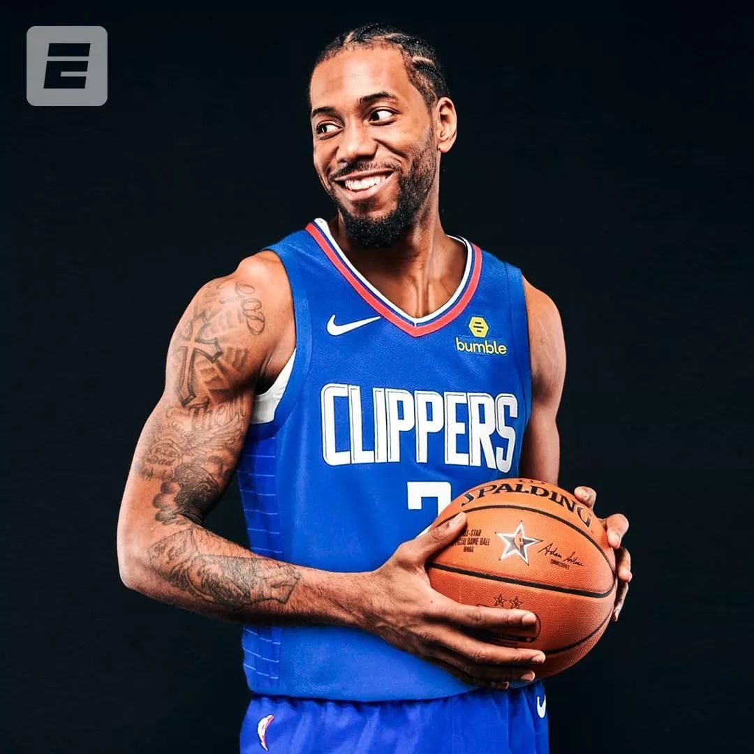 通过活动与 通过活动与